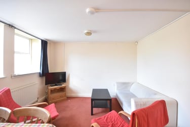 4 bed flat, Byron Street, Sandyford, Newcastle, NE21XH - Image 2